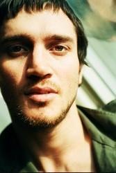 Découper gratuitement les chansons John Frusciante en ligne.