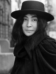 Télécharger gratuitement les sonneries Yoko Ono.